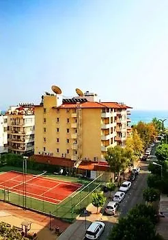 酒店 Alanya Beach Hotel 阿拉尼亚