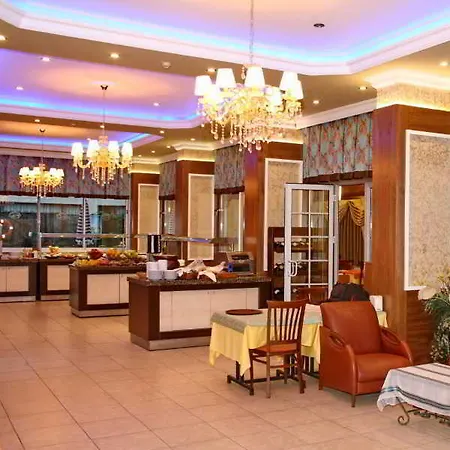 酒店 Alanya Beach Hotel 2*