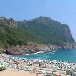 Alanya Beach Hotel Отель 4*