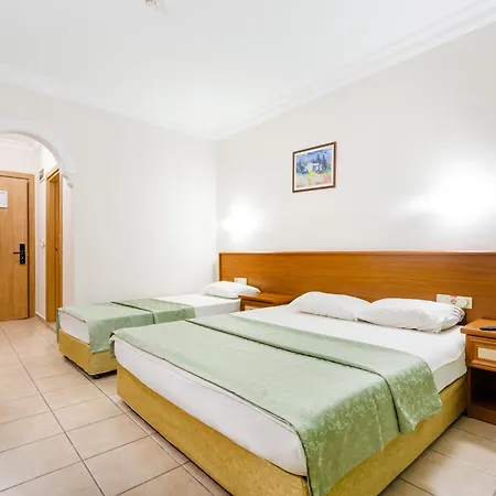 Alanya Beach Hotel 2*