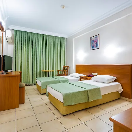 Alanya Beach Hotel אלאניה