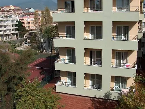 מלון Alanya Beach Hotel אלאניה