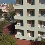 酒店 Alanya Beach Hotel 阿拉尼亚