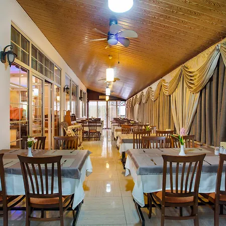 فندق Alanya Beach Hotel ألانيا