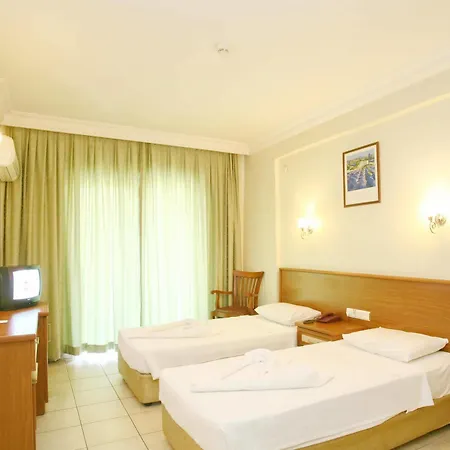 Alanya Beach Hotel فندق ألانيا